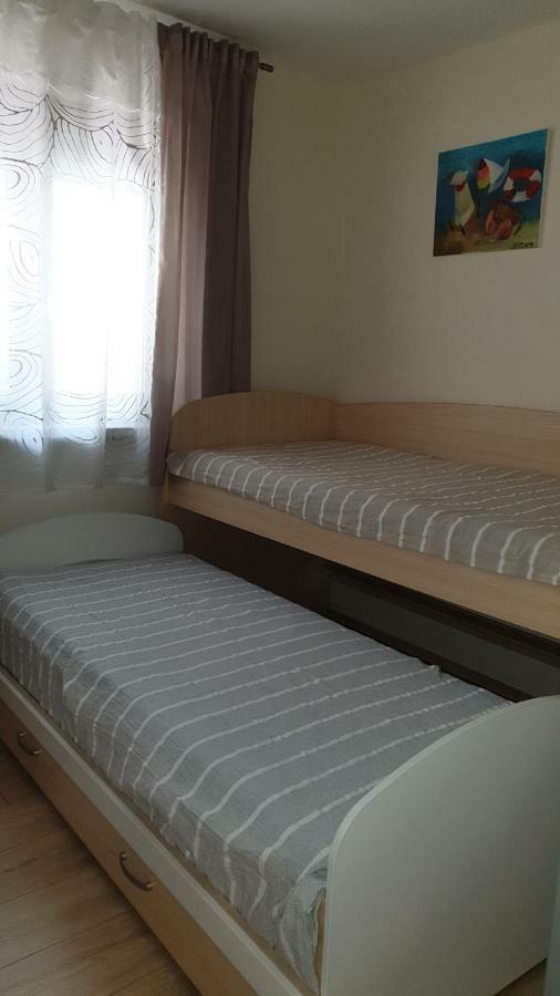 Apartment Mali Novi Vinodolski Buitenkant foto